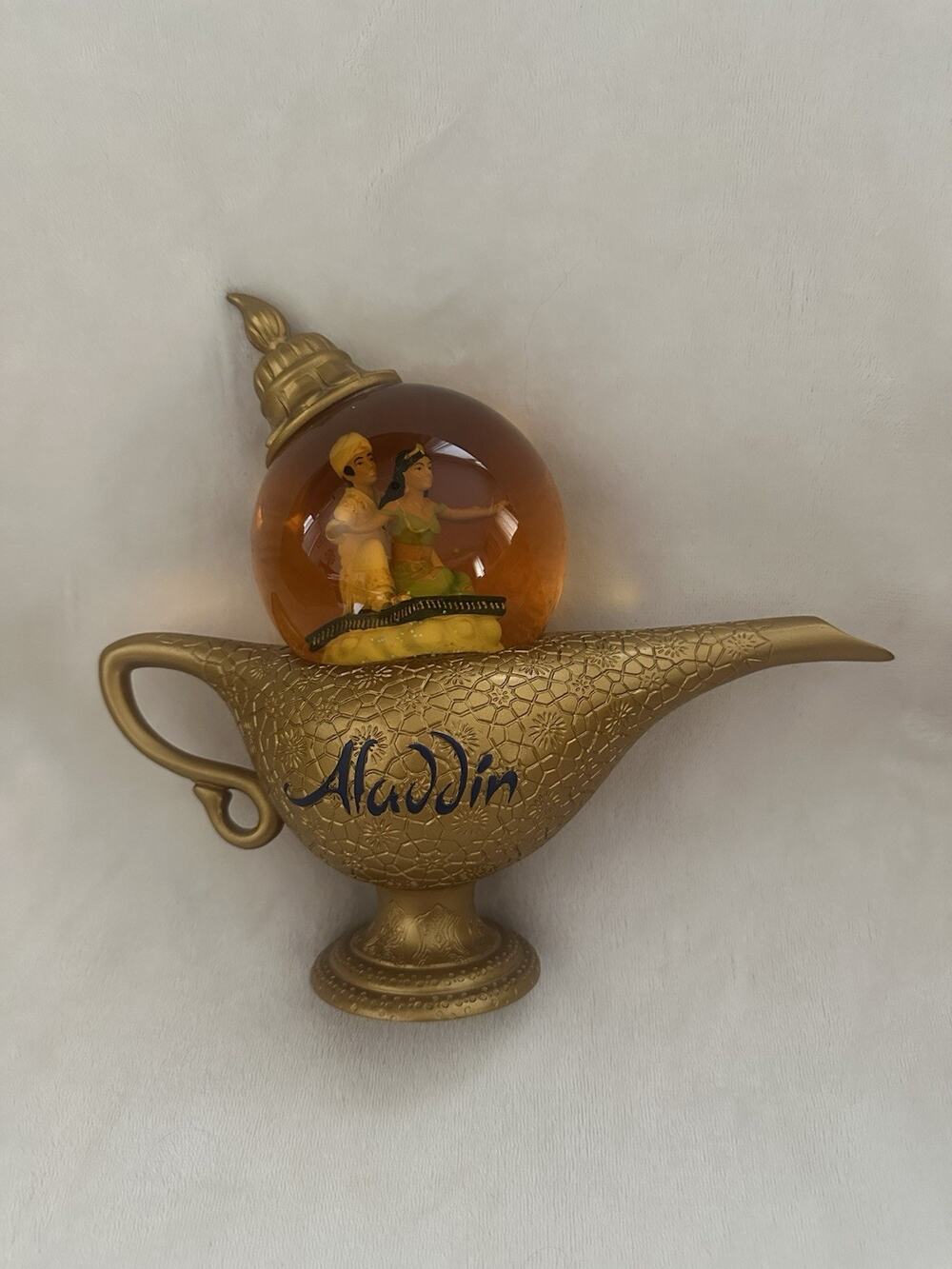 Disney Aladdin Jasmine Snow Globe Music Box Figure Toy Magic Lamp Japan Import